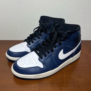 Nike Air Jordan 1 Mid 'Obsidian’ White/Black Size 10